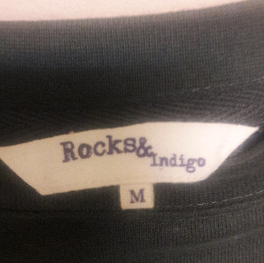 Women's Rocks & Indigo top - Picture 4 of 8